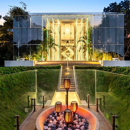 The Crystal Hall India'S Only All Glass Villa บังกาลอร์ ภายนอก รูปภาพ