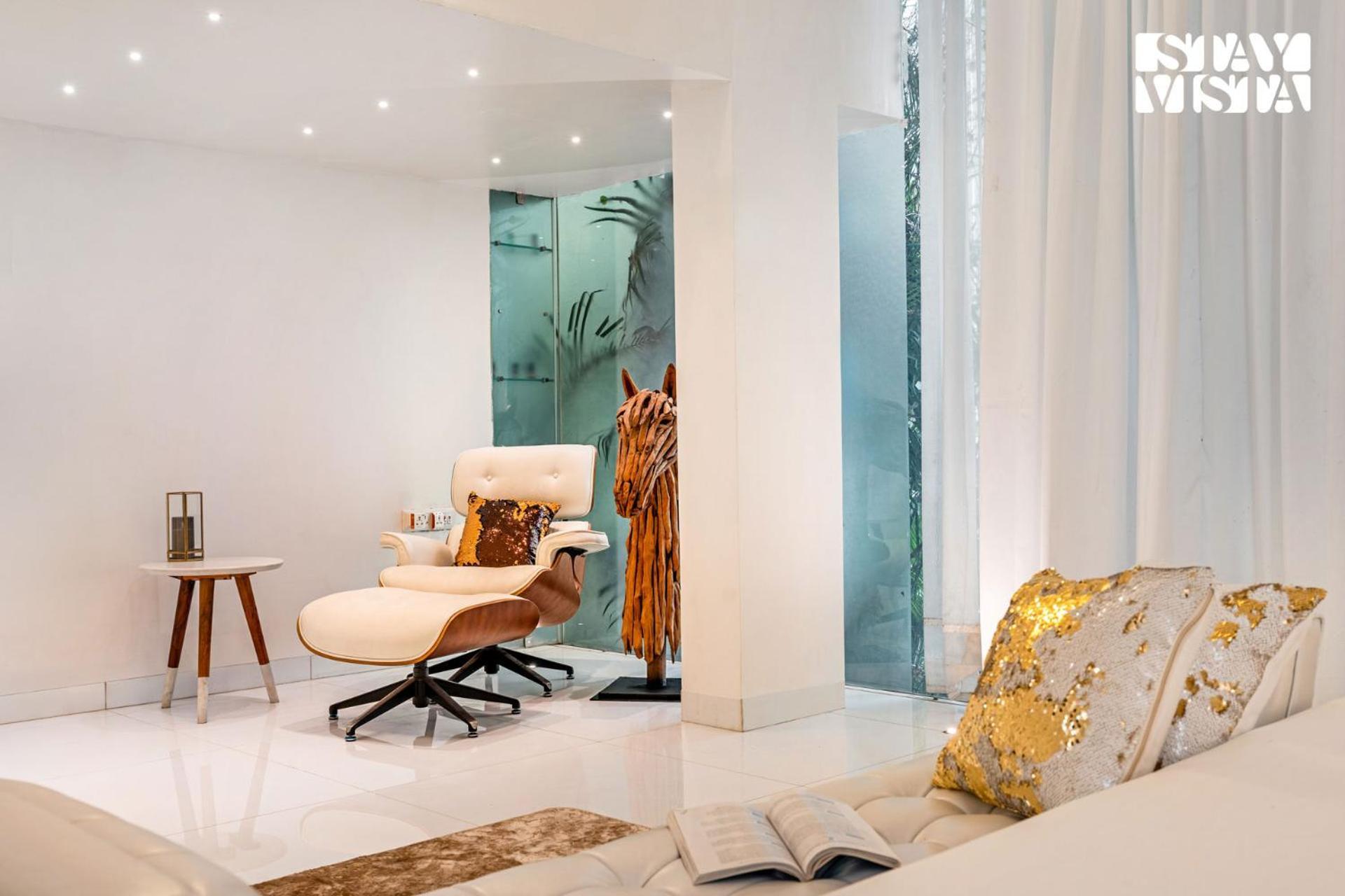 The Crystal Hall India'S Only All Glass Villa บังกาลอร์ ภายนอก รูปภาพ