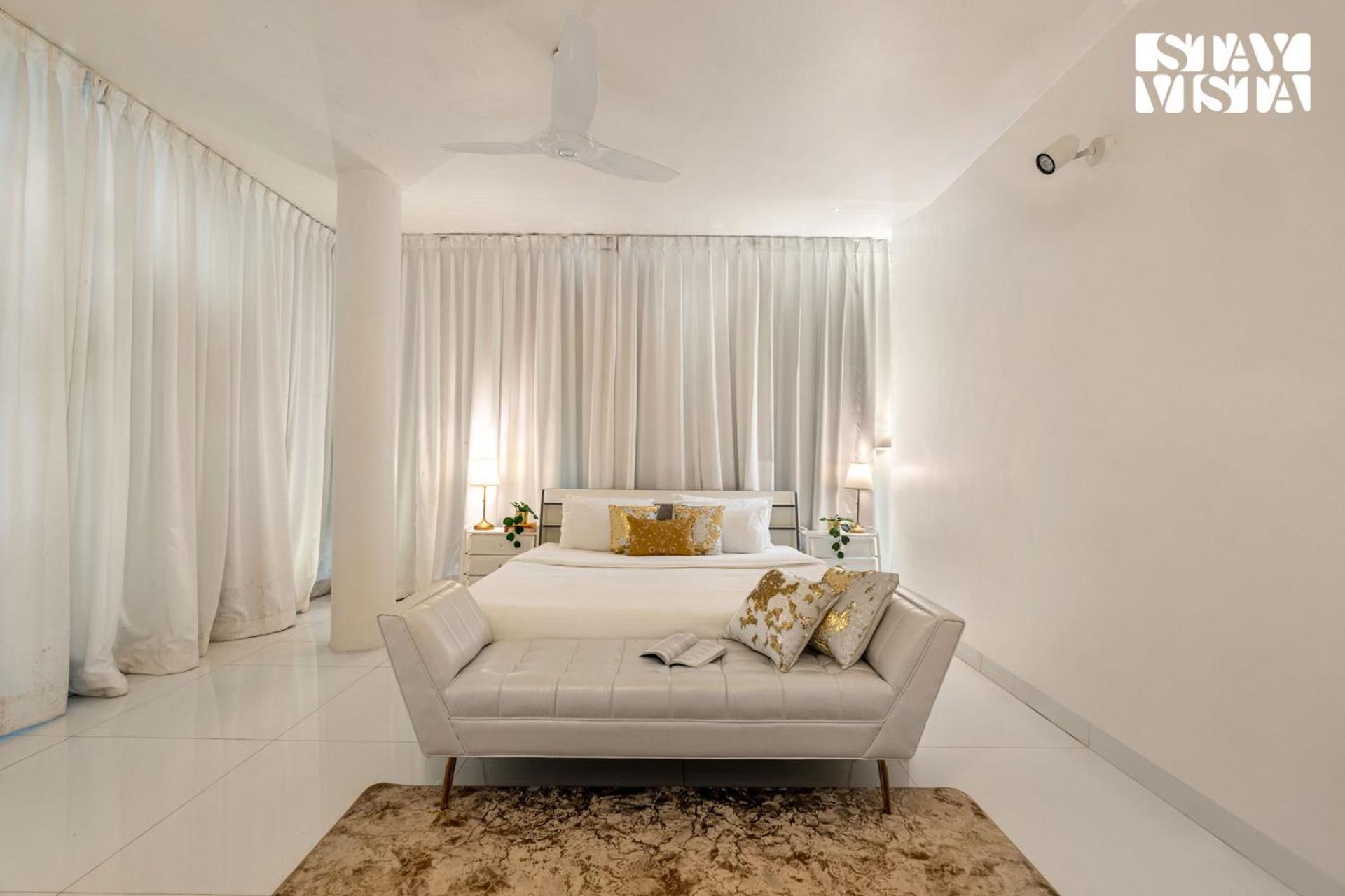 The Crystal Hall India'S Only All Glass Villa บังกาลอร์ ภายนอก รูปภาพ